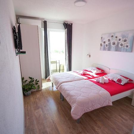 Appartement Studio Apartman M&F à Split Extérieur photo