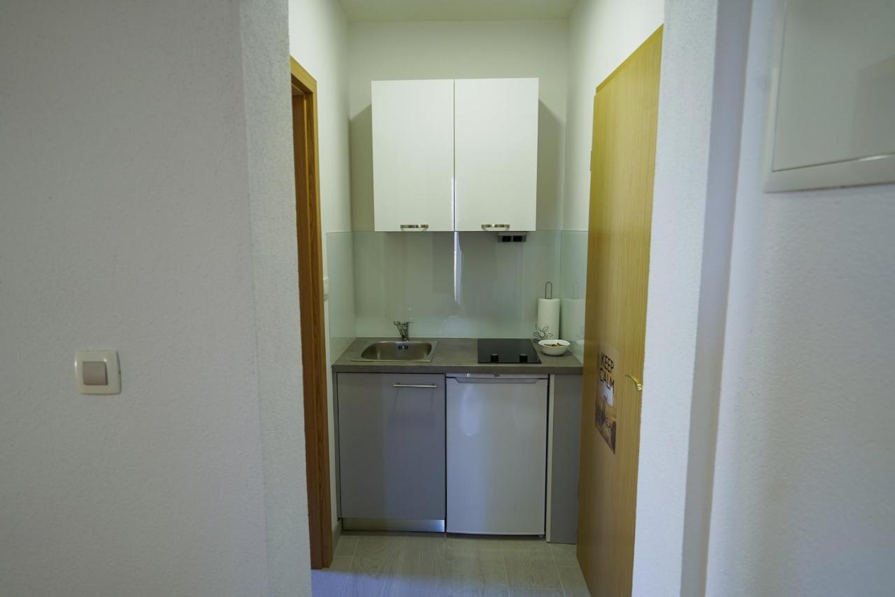 Appartement Studio Apartman M&F à Split Extérieur photo